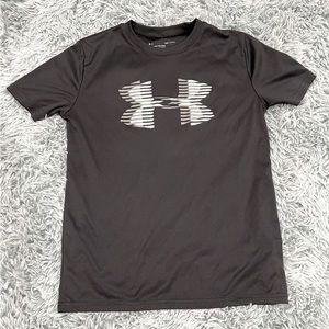 Youth Under Armour, youth large, dryfit